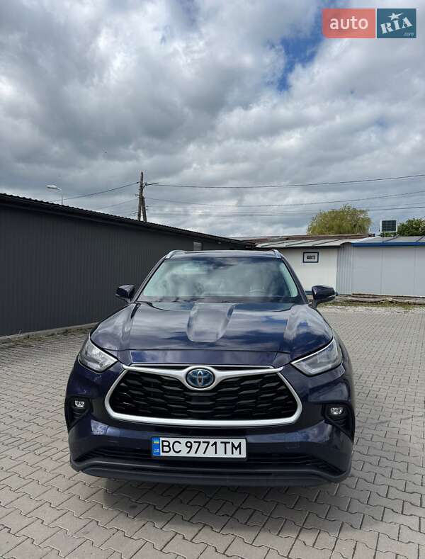 Позашляховик / Кросовер Toyota Highlander 2021 в Сокалі
