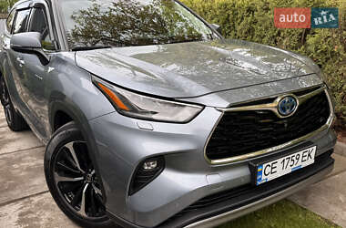 Внедорожник / Кроссовер Toyota Highlander 2021 в Черновцах