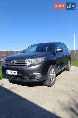 Позашляховик / Кросовер Toyota Highlander 2010 в Дніпрі
