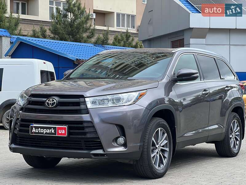 Toyota Highlander 2019