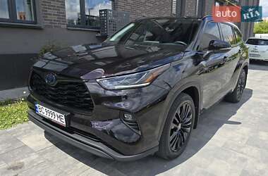 Позашляховик / Кросовер Toyota Highlander 2021 в Львові