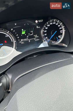 Внедорожник / Кроссовер Toyota Highlander 2021 в 