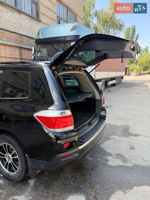 Внедорожник / Кроссовер Toyota Highlander 2011 в Запорожье фото 8 Внедорожник / Кроссовер Toyota Highlander 2011 в Запорожье