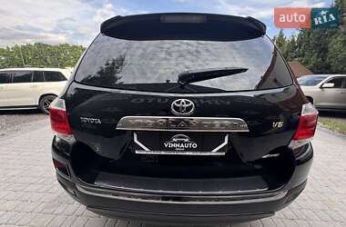 Внедорожник / Кроссовер Toyota Highlander 2011 в 