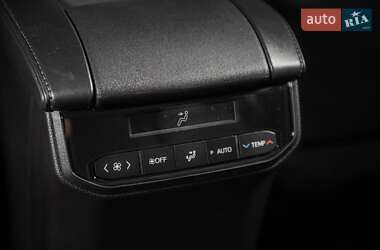 Внедорожник / Кроссовер Toyota Highlander 2024 в 