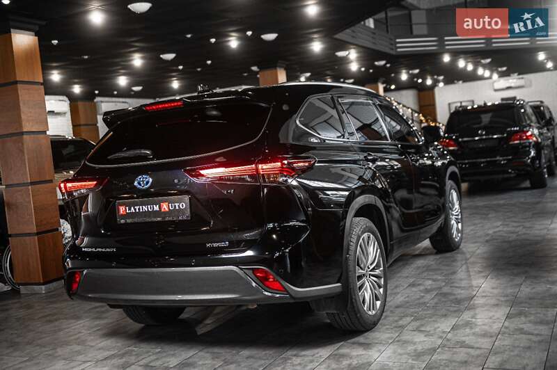 Внедорожник / Кроссовер Toyota Highlander 2024 в Одессе