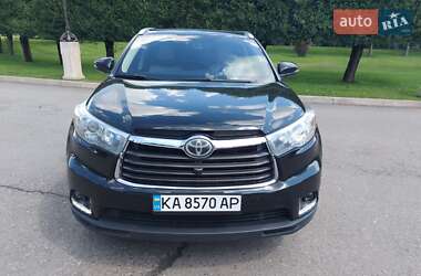Внедорожник / Кроссовер Toyota Highlander 2014 в 