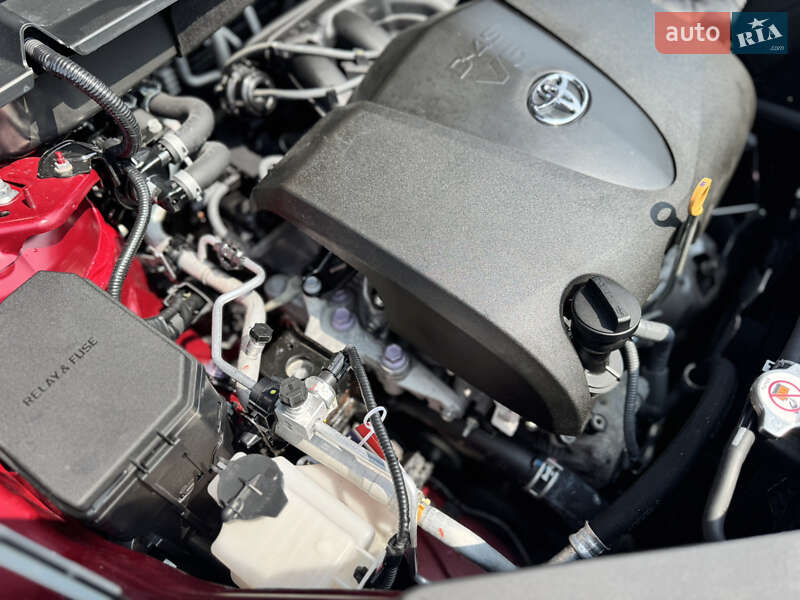 Внедорожник / Кроссовер Toyota Highlander 2020 в Ровно