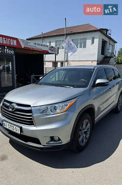 Внедорожник / Кроссовер Toyota Highlander 2014 в Каменке