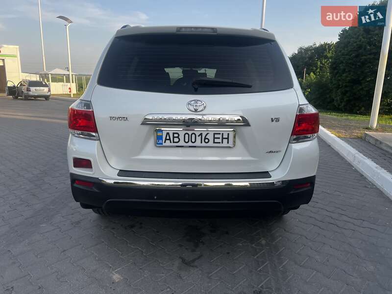 Позашляховик / Кросовер Toyota Highlander 2013 в Вінниці