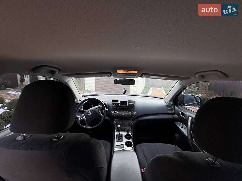 Позашляховик / Кросовер Toyota Highlander 2011 в Батурині