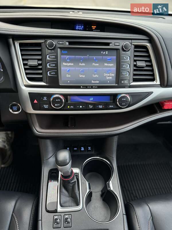 Позашляховик / Кросовер Toyota Highlander 2018 в Запоріжжі