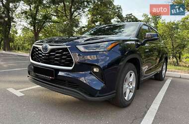 Позашляховик / Кросовер Toyota Highlander 2021 в Одесі