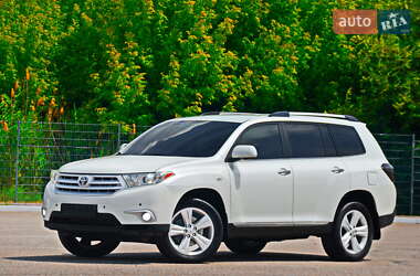 Внедорожник / Кроссовер Toyota Highlander 2013 в Днепре