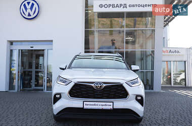Внедорожник / Кроссовер Toyota Highlander 2022 в 