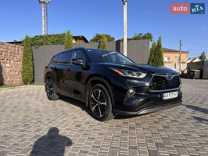 Внедорожник / Кроссовер Toyota Highlander 2021 в Кропивницком фото 2 Внедорожник / Кроссовер Toyota Highlander 2021 в Кропивницком