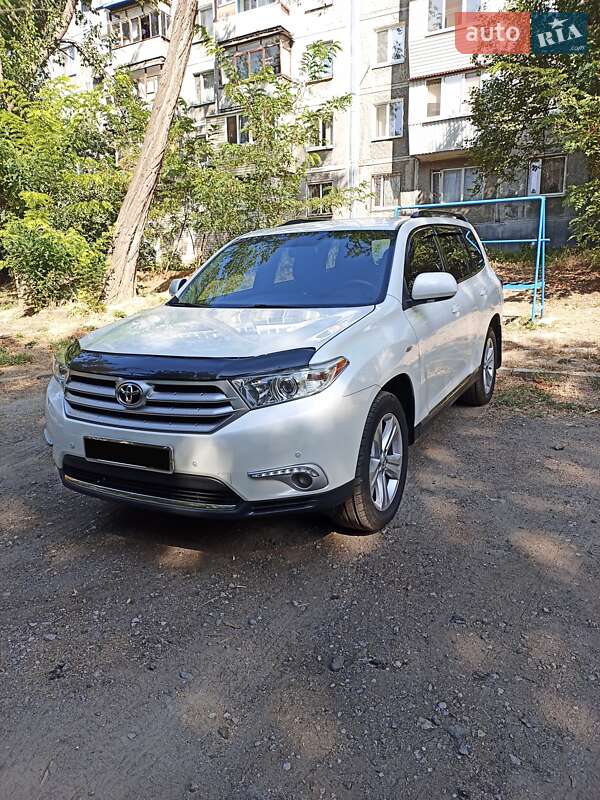 Toyota Highlander 2011