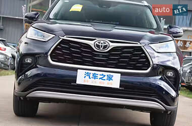 Позашляховик / Кросовер Toyota Highlander 2024 в Києві