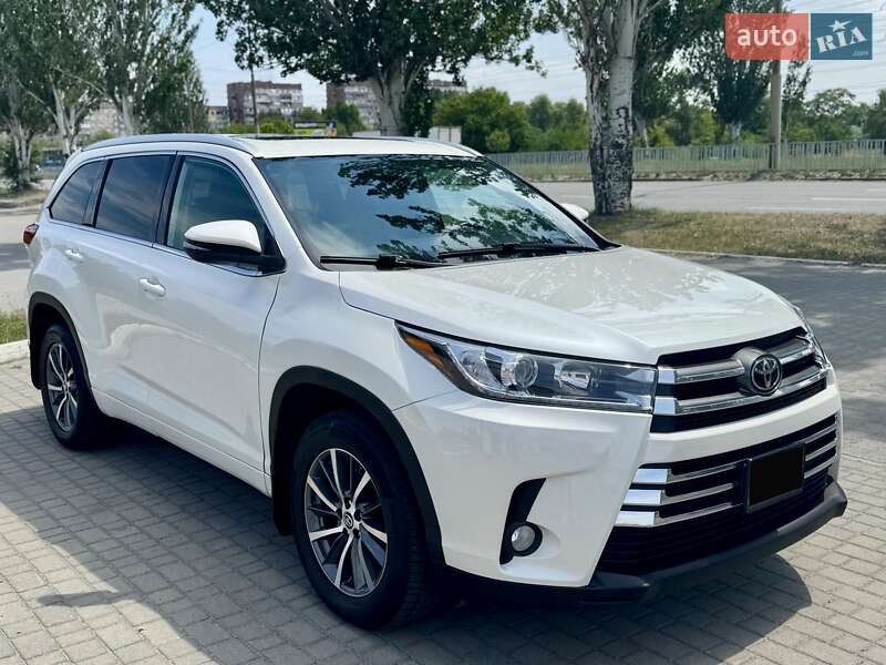 Toyota Highlander 2017