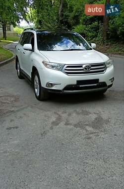 Внедорожник / Кроссовер Toyota Highlander 2011 в Львове