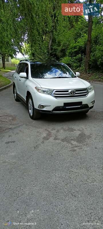 Toyota Highlander 2011