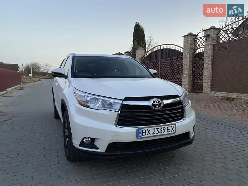 Toyota Highlander 2016