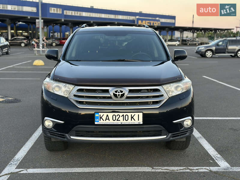 Позашляховик / Кросовер Toyota Highlander 2011 в Києві