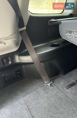 Внедорожник / Кроссовер Toyota Highlander 2013 в 