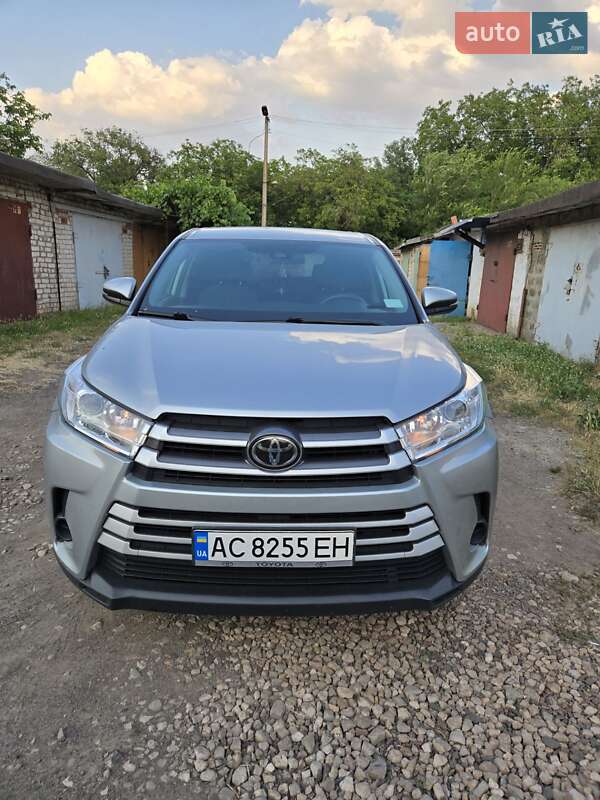 Toyota Highlander 2018