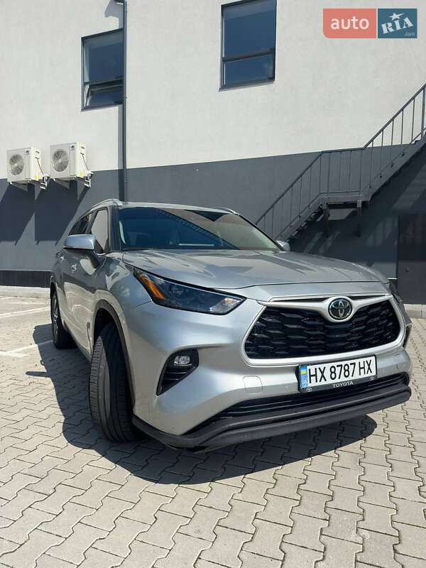 Toyota Highlander 2023