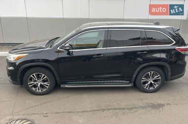 Внедорожник / Кроссовер Toyota Highlander 2016 в Киеве