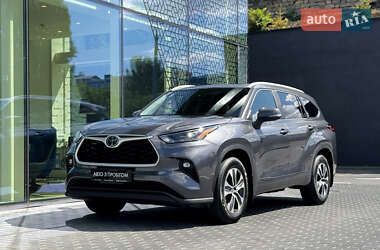 Внедорожник / Кроссовер Toyota Highlander 2023 в Одессе