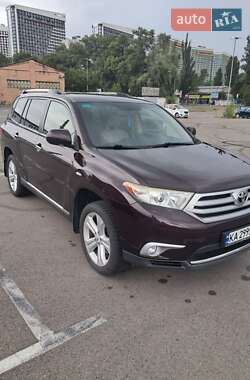 Внедорожник / Кроссовер Toyota Highlander 2011 в Киеве