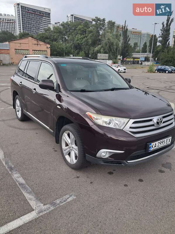 Toyota Highlander 2011 Toyota Highlander 2011