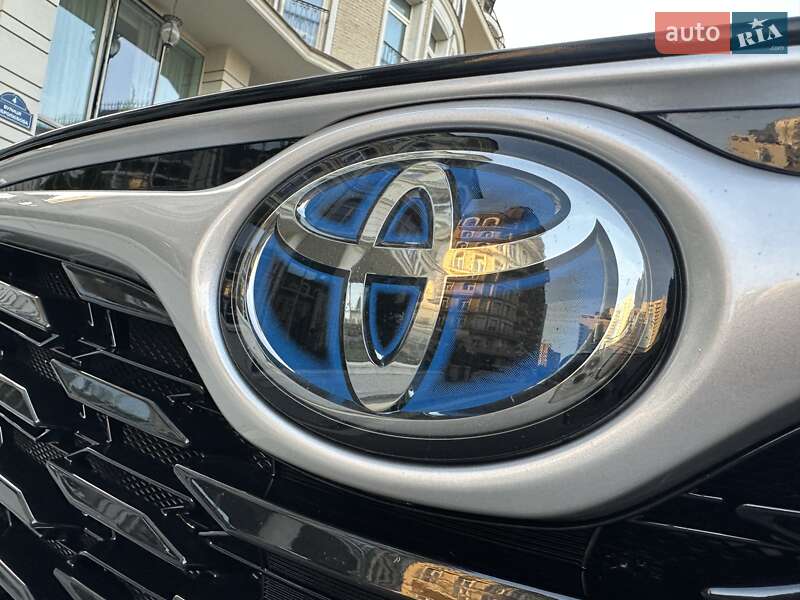 Внедорожник / Кроссовер Toyota Highlander 2022 в Киеве