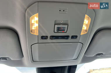 Внедорожник / Кроссовер Toyota Highlander 2020 в 