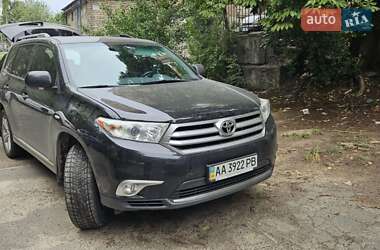 Внедорожник / Кроссовер Toyota Highlander 2012 в Киеве
