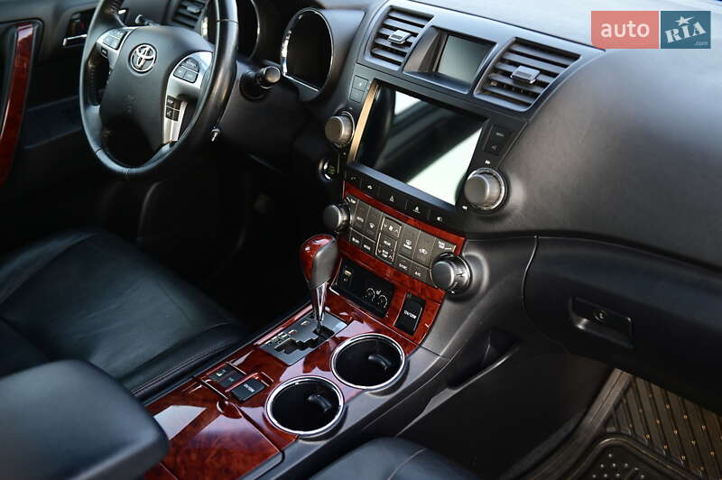 Внедорожник / Кроссовер Toyota Highlander 2010 в Одессе фото 31 Внедорожник / Кроссовер Toyota Highlander 2010 в Одессе