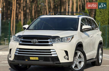 Позашляховик / Кросовер Toyota Highlander 2017 в Києві