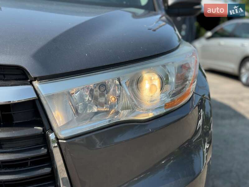 Внедорожник / Кроссовер Toyota Highlander 2014 в Виннице фото 4 Внедорожник / Кроссовер Toyota Highlander 2014 в Виннице