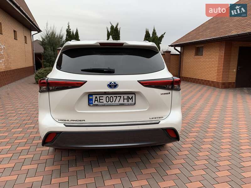 Позашляховик / Кросовер Toyota Highlander 2020 в Кривому Розі