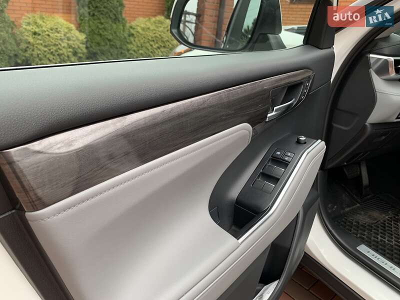 Позашляховик / Кросовер Toyota Highlander 2020 в Кривому Розі