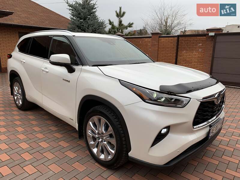 Позашляховик / Кросовер Toyota Highlander 2020 в Кривому Розі