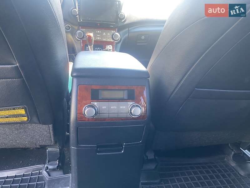 Позашляховик / Кросовер Toyota Highlander 2012 в Умані фото 15 Позашляховик / Кросовер Toyota Highlander 2012 в Умані