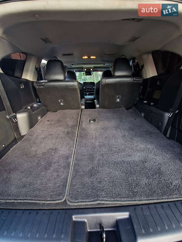 Позашляховик / Кросовер Toyota Highlander 2020 в Києві