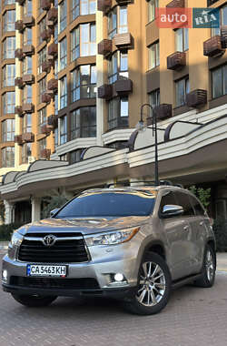 Внедорожник / Кроссовер Toyota Highlander 2014 в Киеве