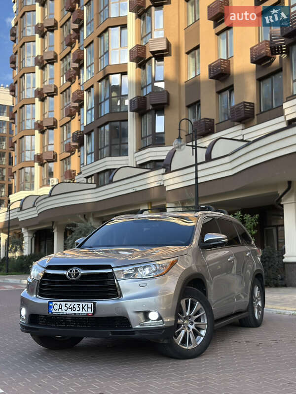 Toyota Highlander 2014