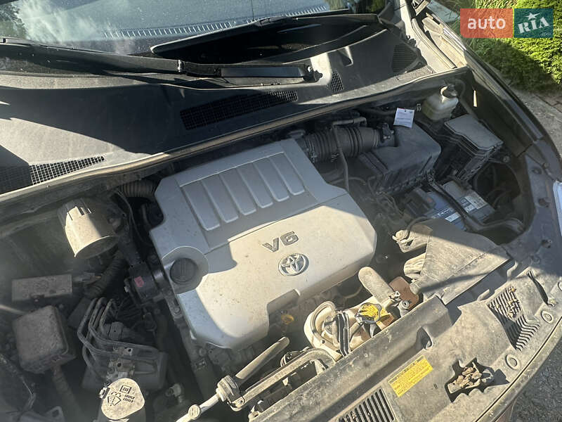 Внедорожник / Кроссовер Toyota Highlander 2010 в Киеве