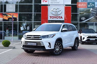 Позашляховик / Кросовер Toyota Highlander 2019 в Житомирі