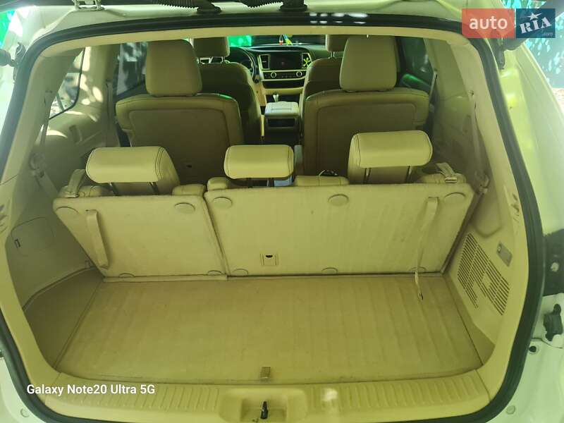 Внедорожник / Кроссовер Toyota Highlander 2015 в Измаиле фото 4 Внедорожник / Кроссовер Toyota Highlander 2015 в Измаиле